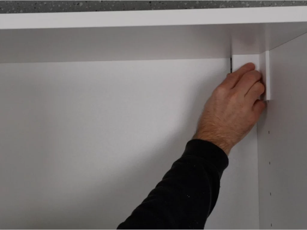 Ikea Wandschrank aufhängen