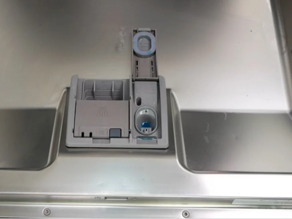 Gläser nach Spülgang milchig