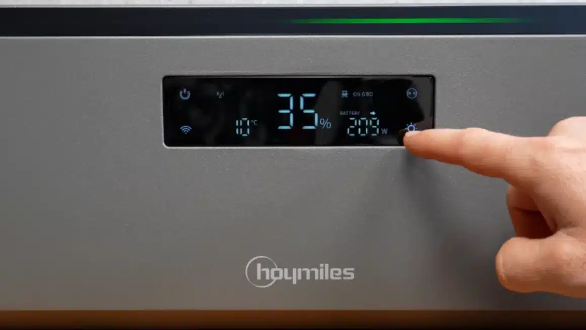 Hoymiles HiBattery AC: Für wen ist der Speicher gedacht und wie einfach ist die Installation?